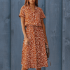 Casual Summer Wear - Bente | Tijdloze Jurk met V Hals van Ademend Materiaal met Verstelbare Taille en Korte Mouwen - Oranje - S - Zarandi Amsterdam