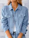 Casey - Cropped jasje met knoopsluiting en borstzakken