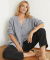 Damestruien - Dames Cardigan met V - hals en Knoopdetail | Losse Pasvorm - Grijs - S - Zarandi Amsterdam
