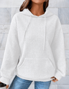 Dawn -Simpele oversized hoodie met voorzakken en reliëfpatroon