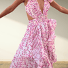 Dresses - Delphina | Zomerse Maxi Jurk – Taille Uitsnijding, Ruffle Mouwen en Elegante V - Hals - Roze - S - Zarandi Amsterdam