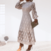 casual summer wear - Temalyn | Midi Jurk met Kant, Stijlvolle Details en Comfortabele Pasvorm - Beige - S - Zarandi Amsterdam