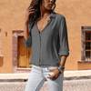 Blouses - Ulrica | Net afgewerkte Blouse voor Dames – Kraag, Knopen en Elegante Snit - Grijs - S - Zarandi Amsterdam