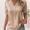 Dames Tops - Verfijnde V - Hals Top met Elegante Kantaccenten - Beige - S - Zarandi Amsterdam