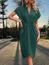 Women's Dress - Zachte stof midi wrap jurk met onregelmatige plooien en korte mouwen - Donkergroen - S - Zarandi Amsterdam