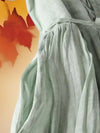 Women's Dress - Zomerlinnen met lange mouwen met knoop vooraan en verstelbare taille van trekkoord - Groente - S - Zarandi Amsterdam