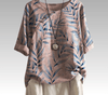 Boho Chique Natuurgeïnspireerde Blouse met Knoopdetails - ModeParisienne® Klereda – Boho Chique Natuurgeïnspireerde Blouse met Knoopdetails - Roze - S - Zarandi Amsterdam